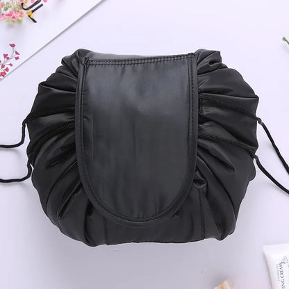 Instant Pouch™ Original : deux secondes pour tout ranger.